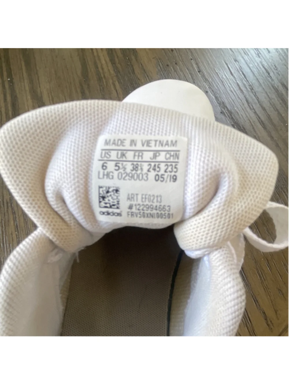 adidas White/Green Low Top Lace-Up Sneakers Solid Casual/Active EF0213 2019